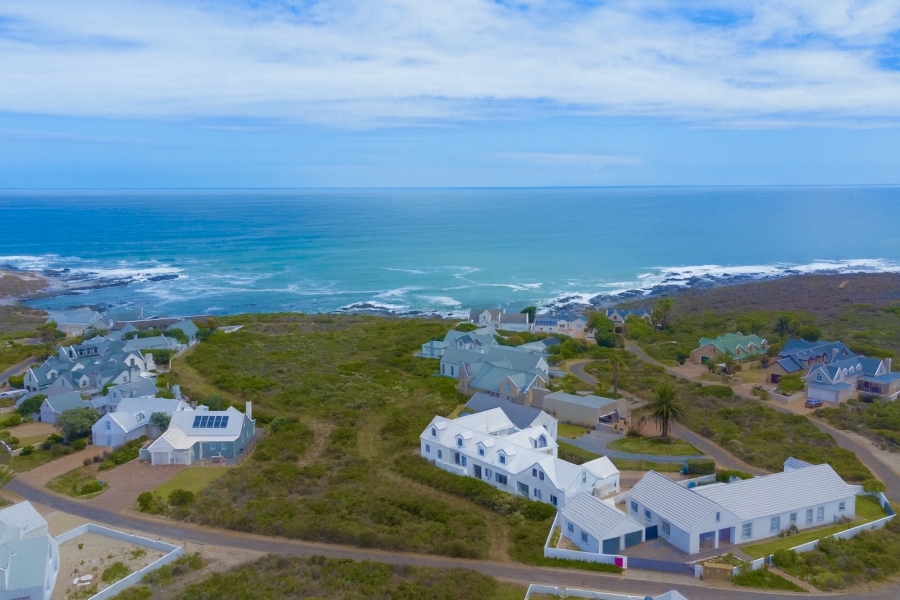 7 Bedroom Property for Sale in Grotto Bay Western Cape